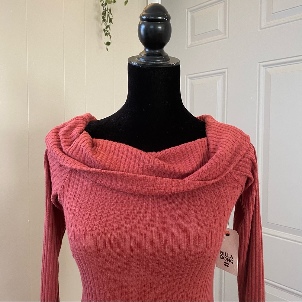 Fitted Sweater Dress - Picture 6 of 12